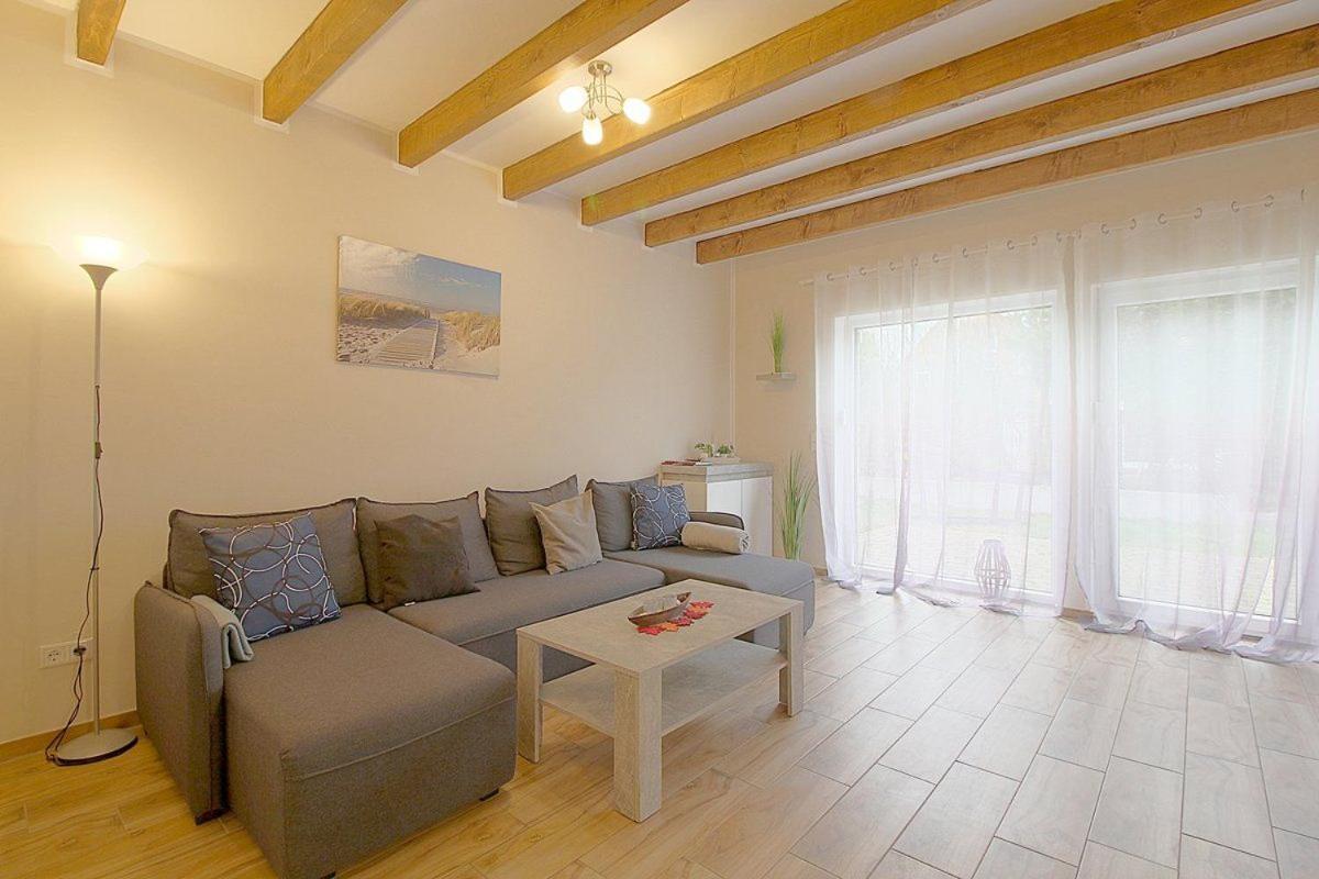 Ferienhaus Lanah Wurster Nordseeküste Kültér fotó